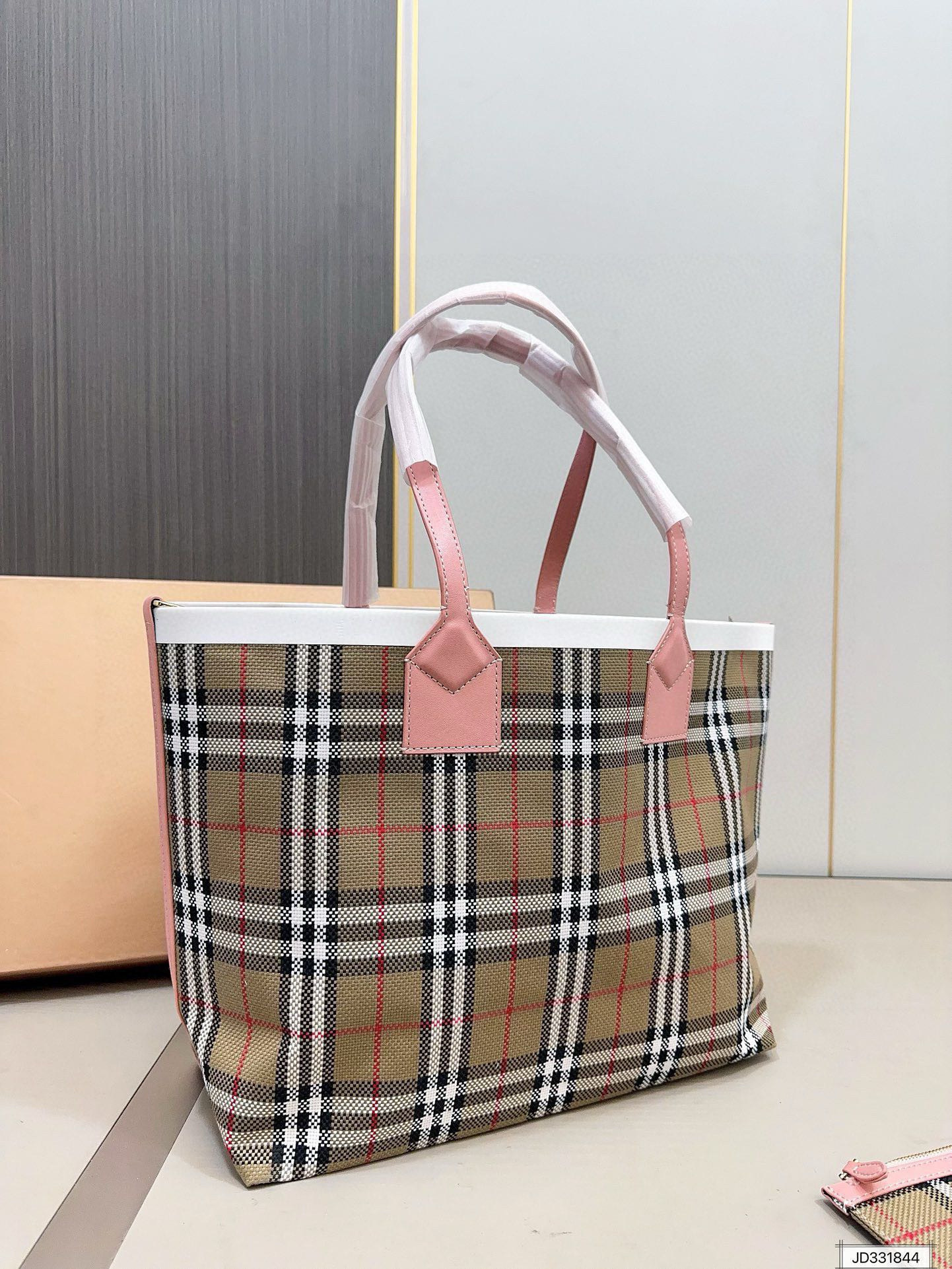 Burberry product image