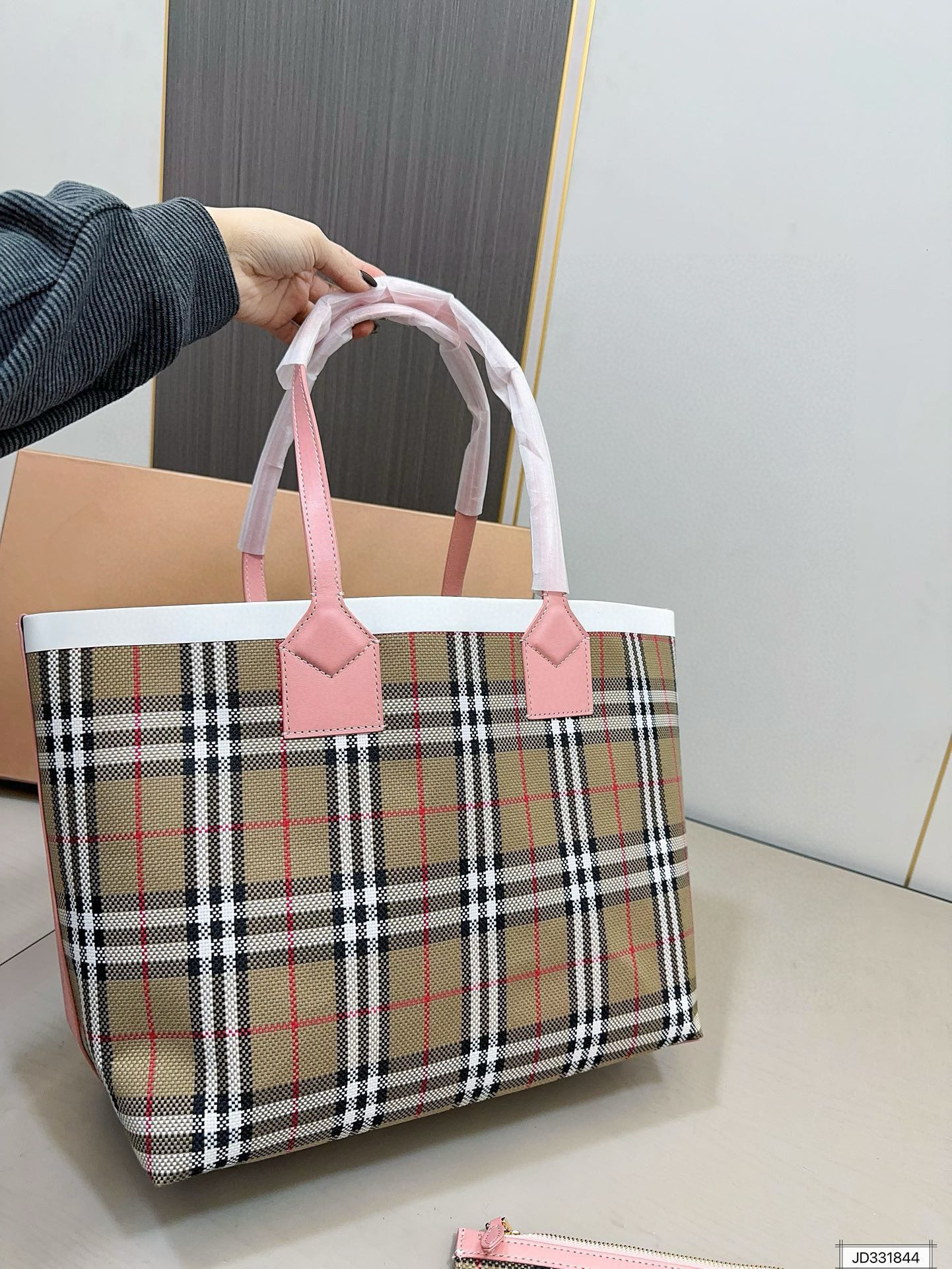 Burberry product image