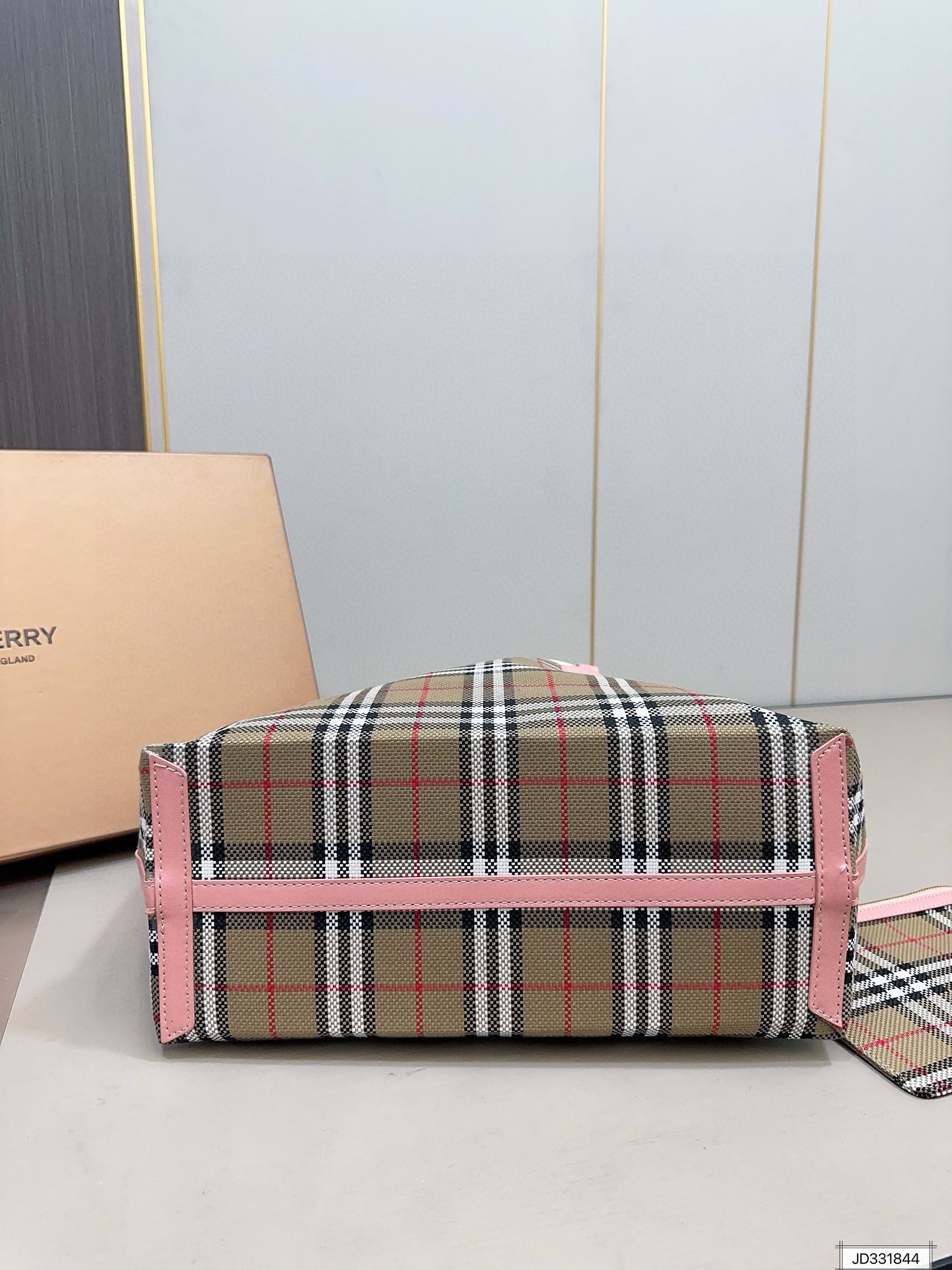 Burberry product image